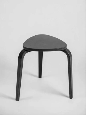 Табурет треугольный