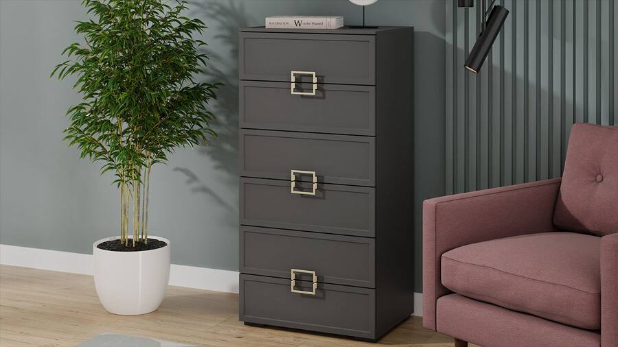 Черный комод