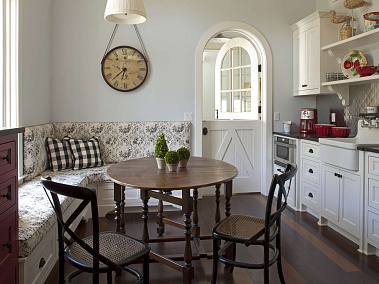 Кухонные диваны в духе прованса: разновидности, ключевые советы по выбору